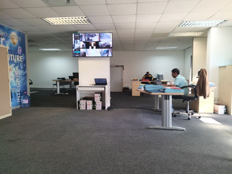 Commercial Space Available in Umhlanga Millennium Towers - Photo 3