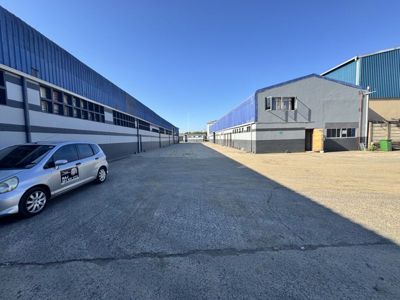 Warehouse For Sale in Phoenix Industrial - Photo 2