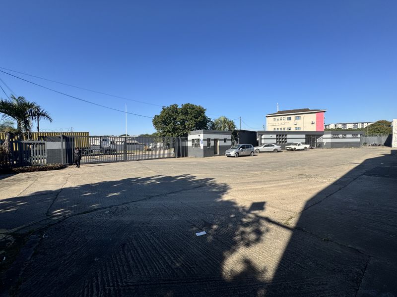 Warehouse For Sale in Phoenix Industrial - Photo 8