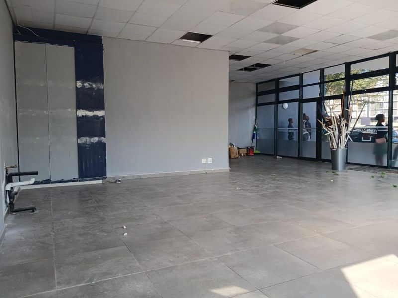 Retail Rental Monthly In Umhlanga - Photo 5