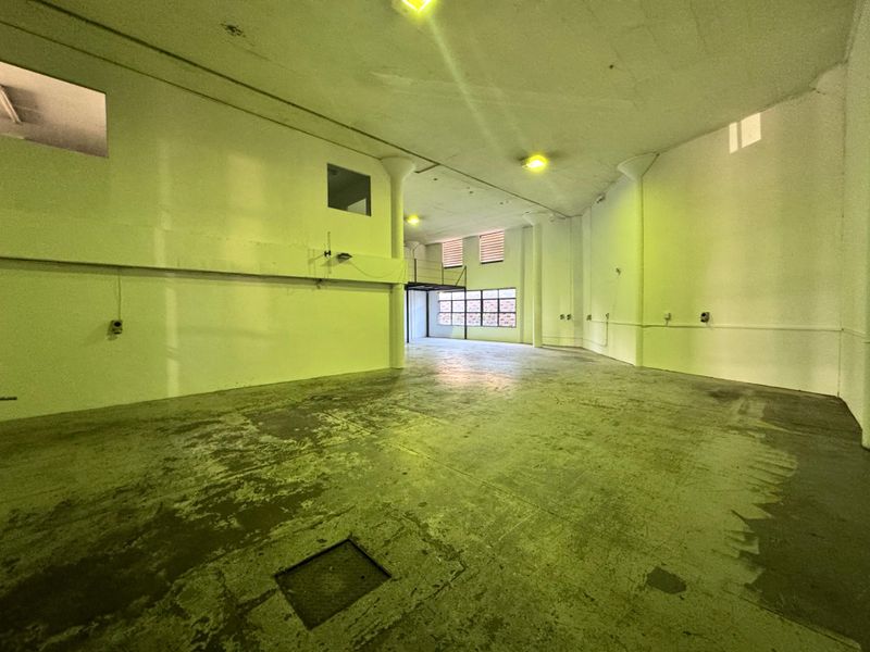 Warehouse Available To Let In The Sought- After Location - Photo 7