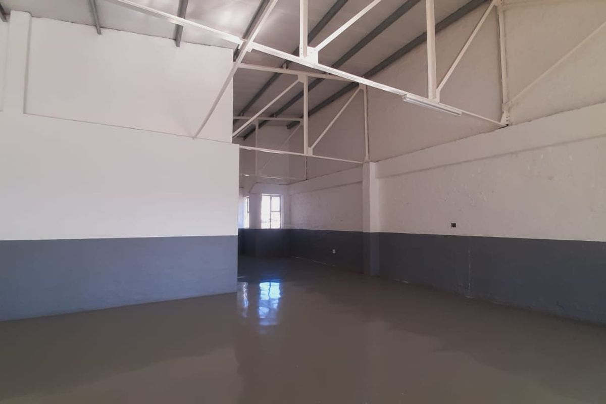 CALL CENTRE /OFFICE /WAREHOUSE - Photo 4