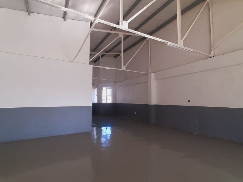 CALL CENTRE /OFFICE /WAREHOUSE - Photo 4