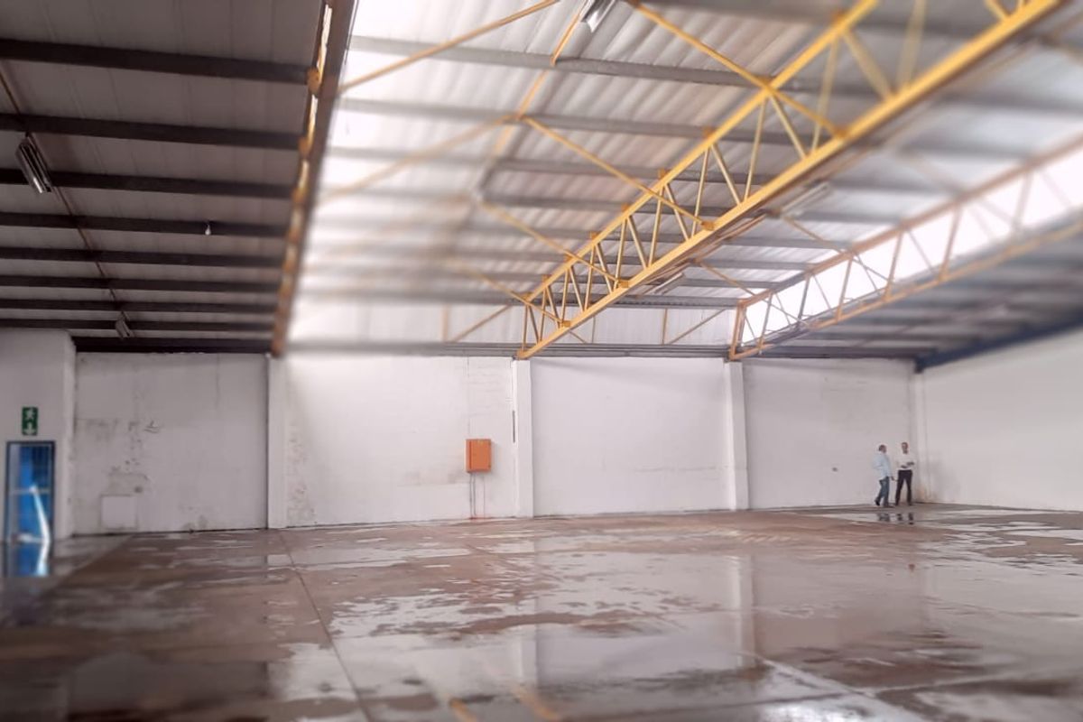 CALL CENTRE /OFFICE /WAREHOUSE - Photo 2