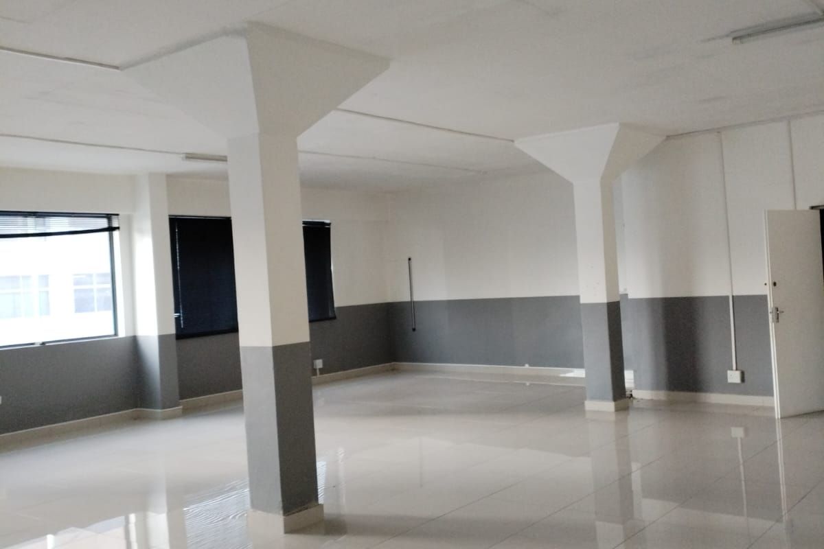 Office Space To Let - Photo 3