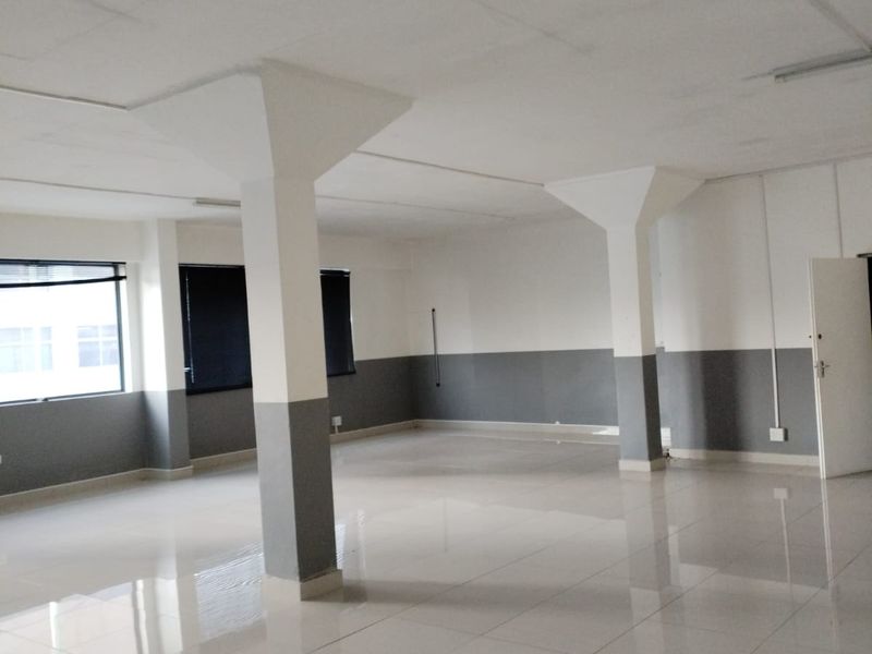 Office Space To Let - Photo 3