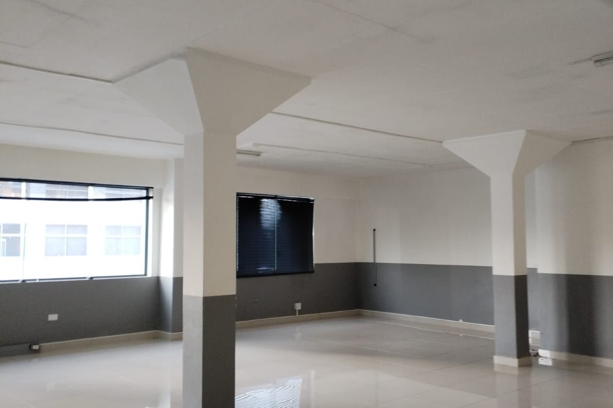 Office Space To Let - Photo 4