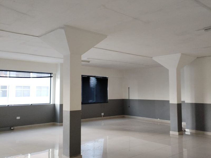 Office Space To Let - Photo 4