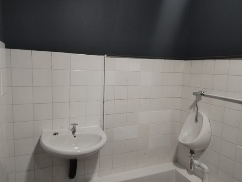 Restaurant /Office Space To Let - Photo 8