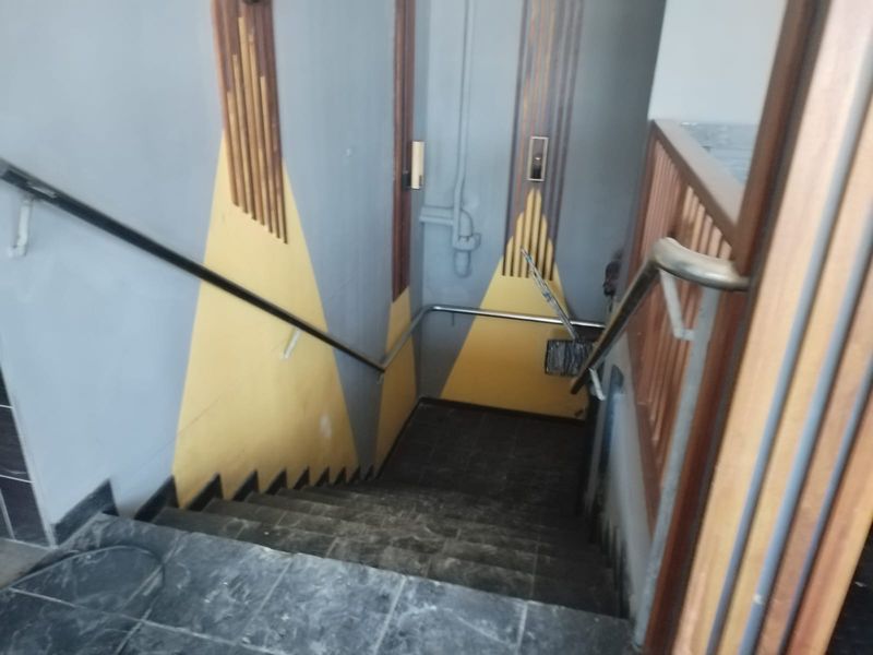 Restaurant /Office Space To Let - Photo 7