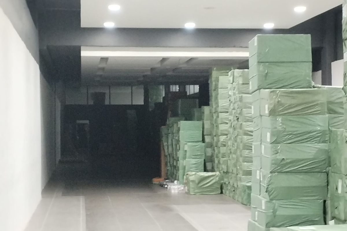 Warehouse To Let- Brickfield road - Photo 2