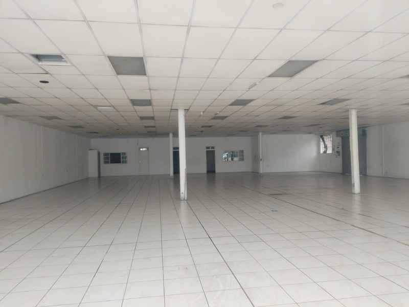 Spacious Showroom /Retail Space to Let in Durban Central - Photo 4