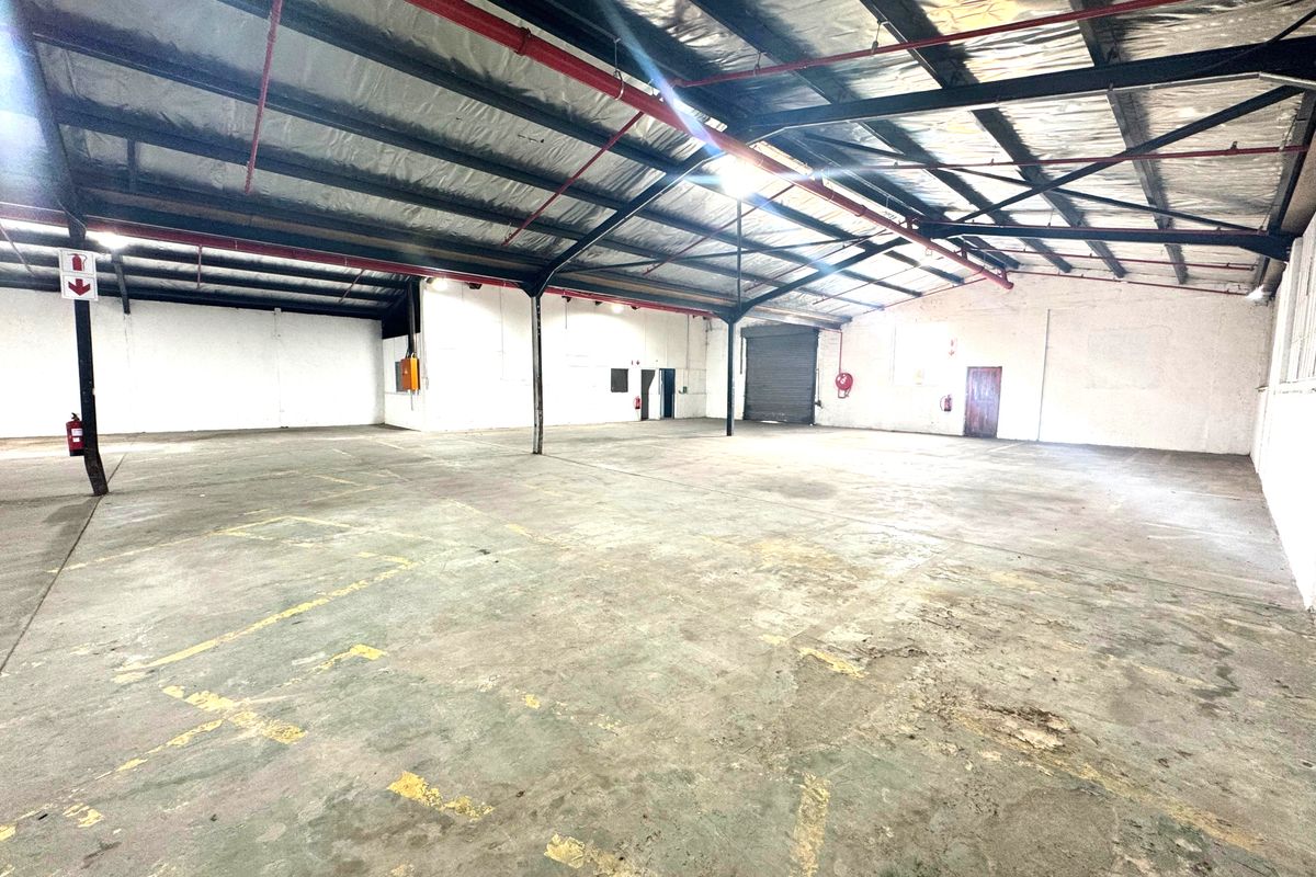 Warehouse space in the prime of Tongaat - Photo 4