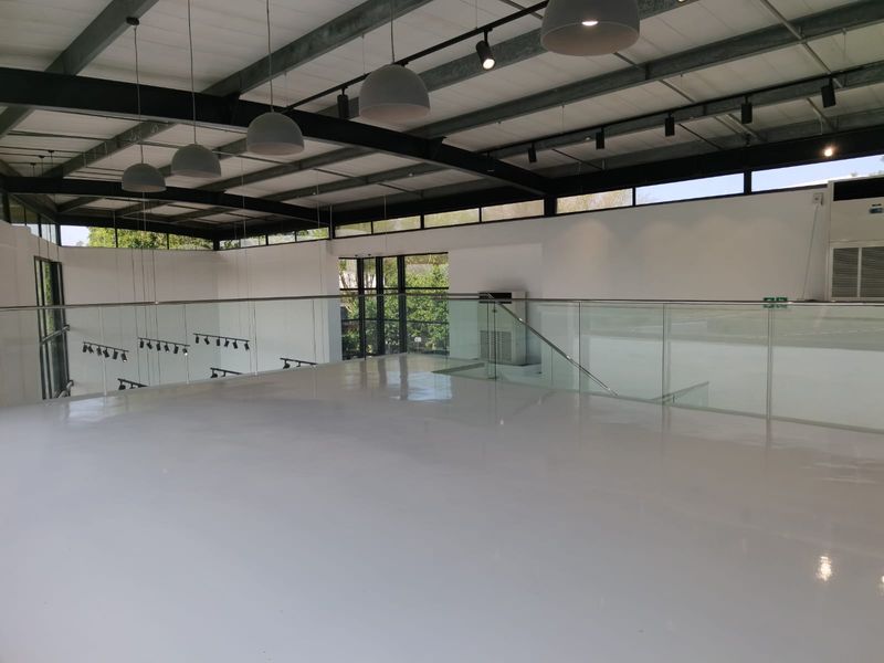 Upmarket Showroom in Umhlanga - Photo 4