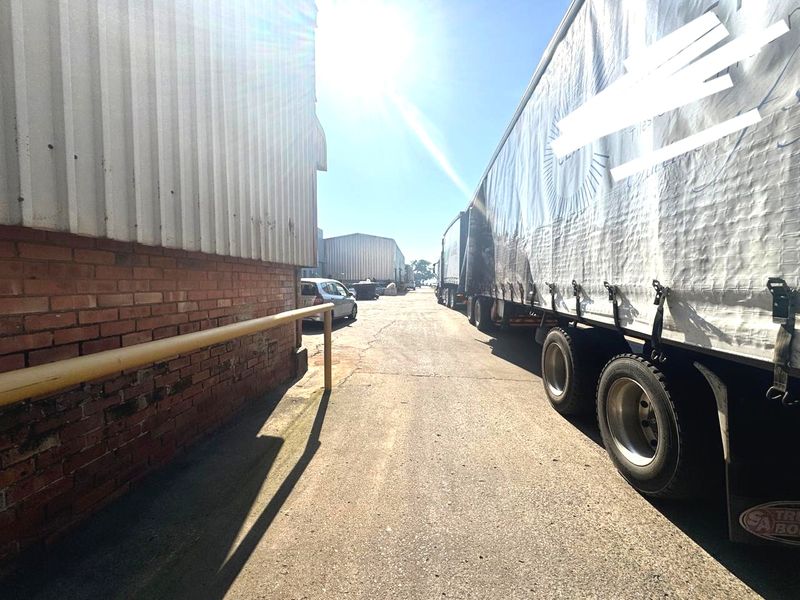 Warehouse Space To Let In The Prime Of Tongaat - Photo 3