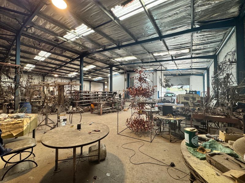 Big Space, Big Opportunity – 800sqm Warehouse Now Available! - Photo 6