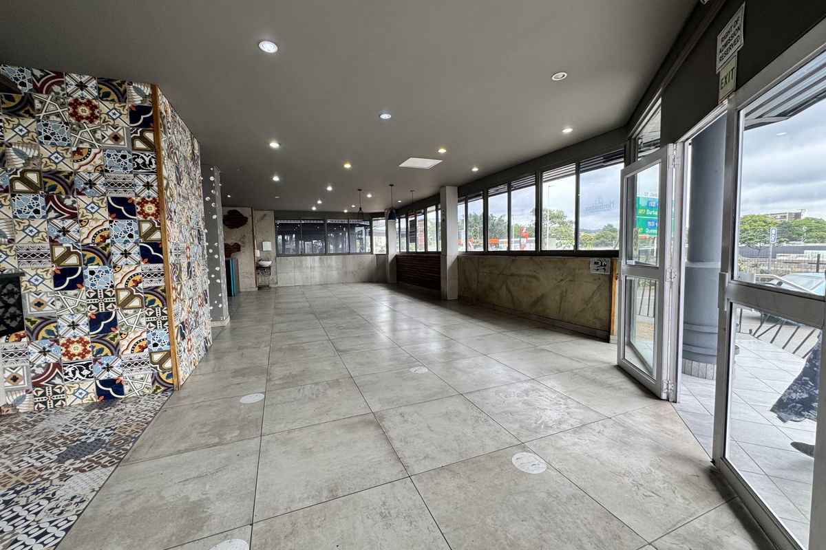 Retail Unit Available To Let in Pinetown - Photo 5