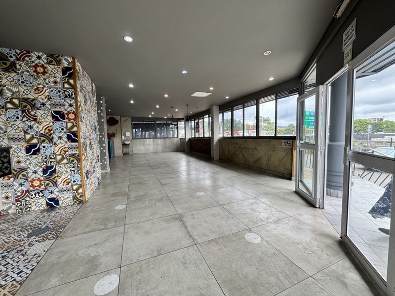 Retail Unit Available To Let in Pinetown - Photo 5