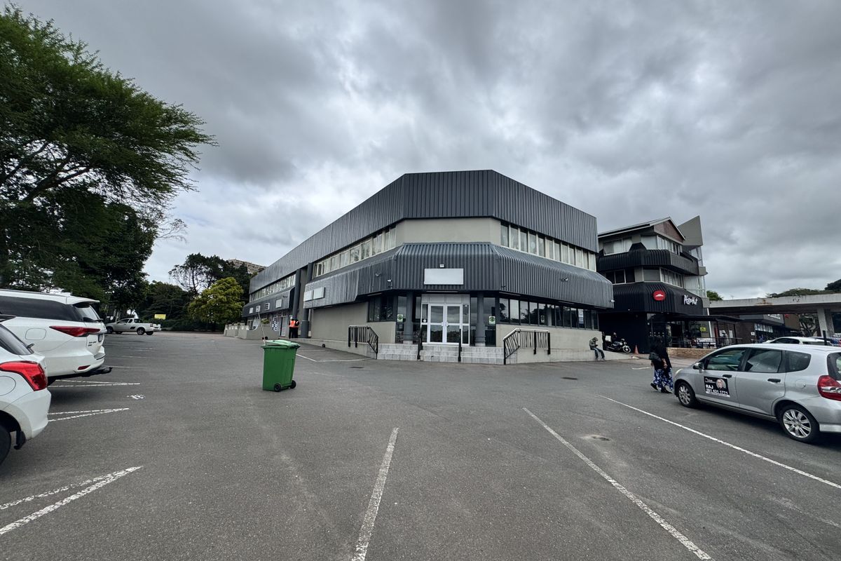 Retail Unit Available To Let in Pinetown - Photo 2
