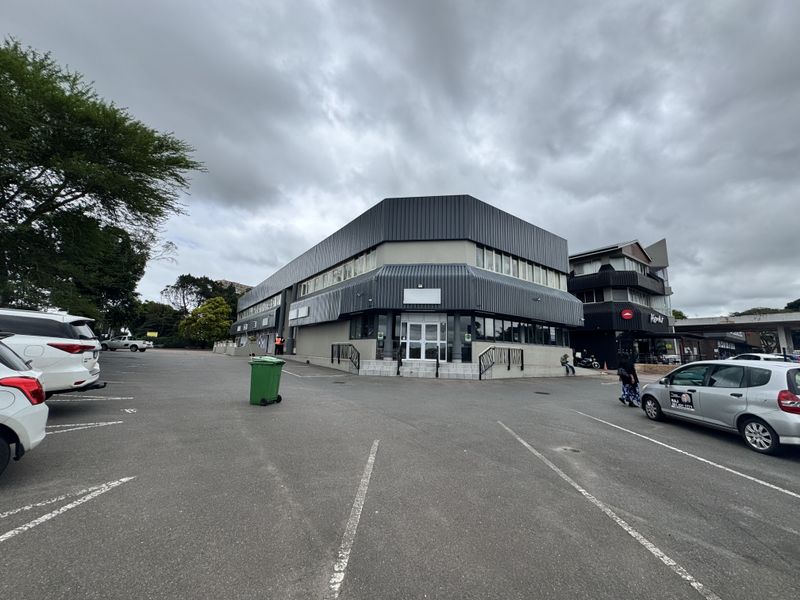 Retail Unit Available To Let in Pinetown - Photo 2