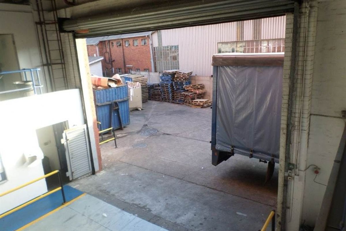 Industrial Warehouse For Sale - Photo 5