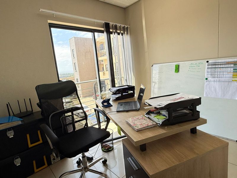 Prime Umhlanga Office Investment – Tenanted, Central & Priced to Sell - Photo 6