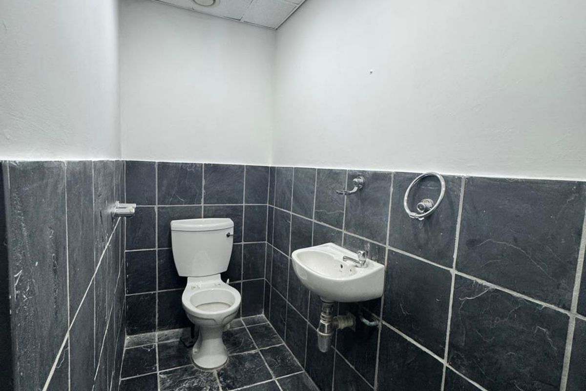 Prime Retail Opportunity in the Heart of Umhlanga - Photo 5