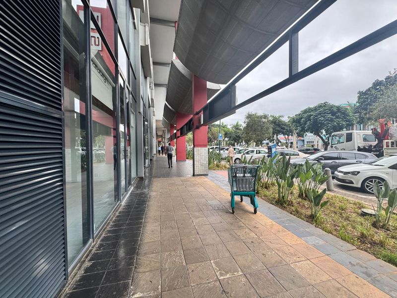 Prime Retail Opportunity in the Heart of Umhlanga - Photo 9