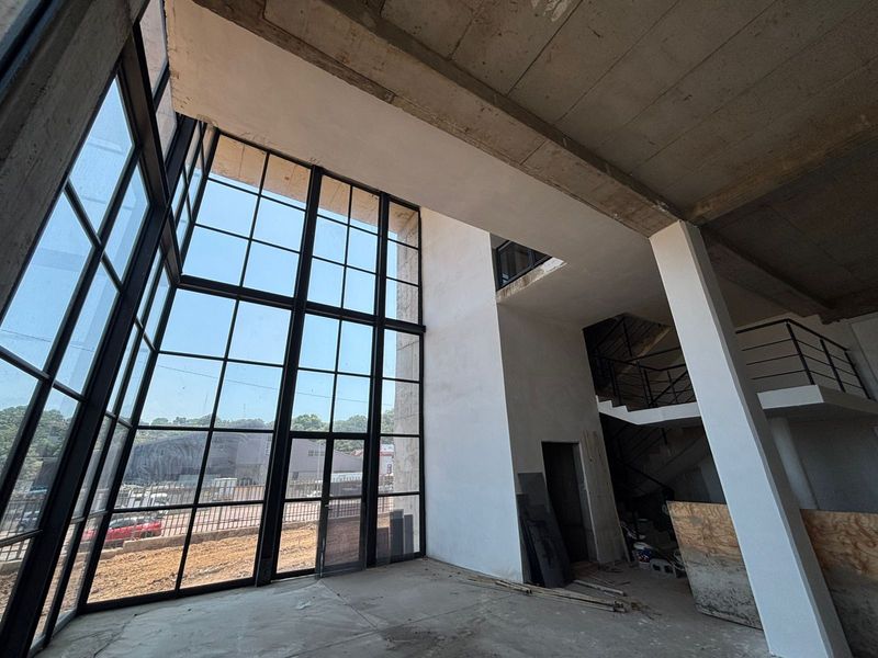 New Development: Commercial/ Industrial Stand alone Building for rental on Chris Hani Road, Durban. - Photo 6