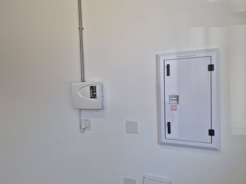 INNOVATION  PARK - BASEMENT TO LET - Photo 6