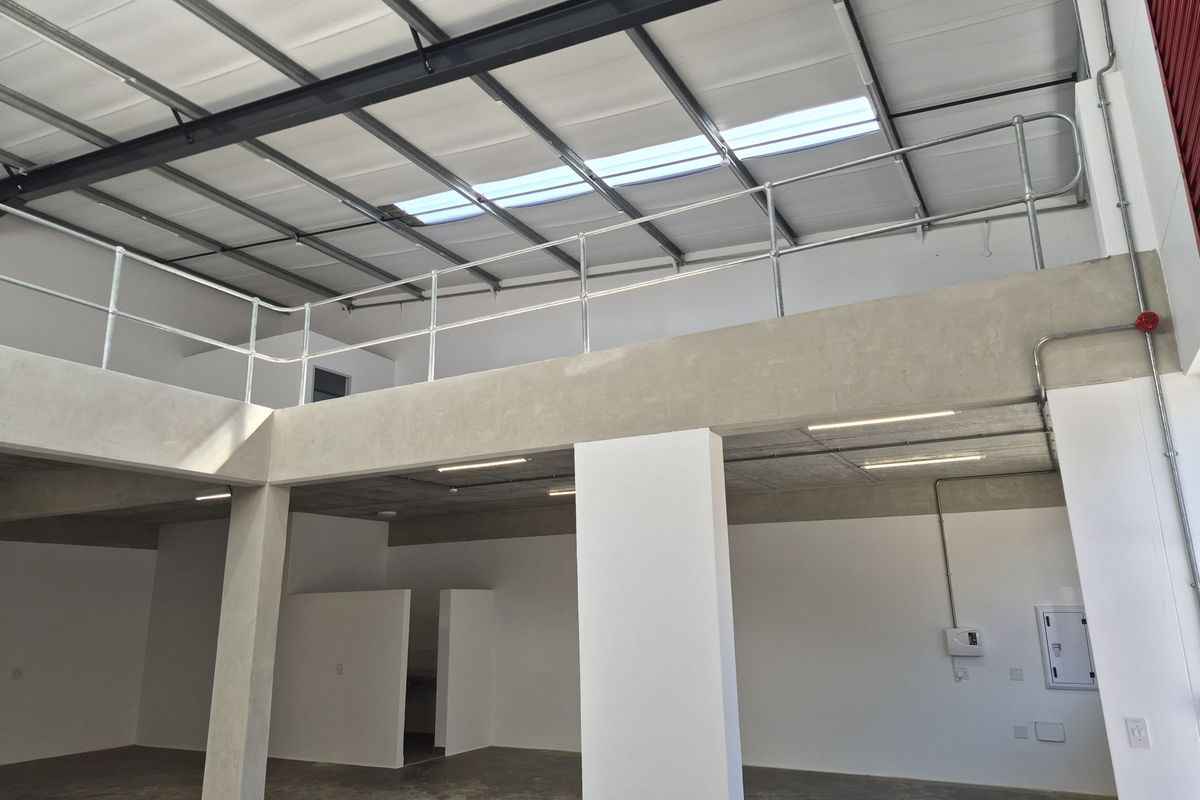 INNOVATION  PARK - BASEMENT TO LET - Photo 3