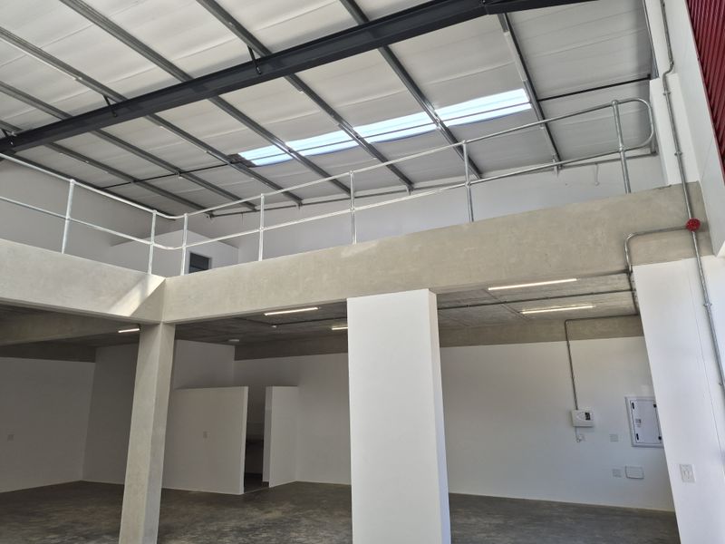 INNOVATION  PARK - BASEMENT TO LET - Photo 3