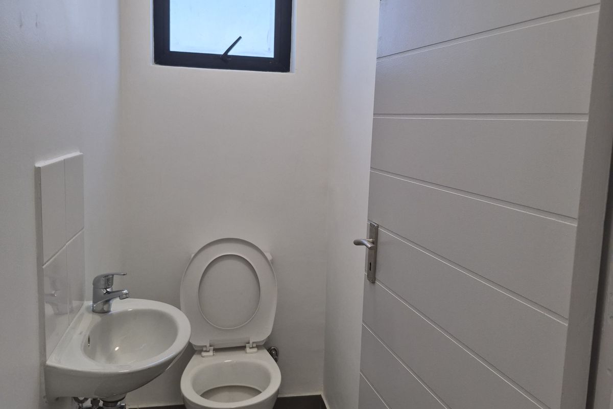 80m2 BASEMENT TO LET IN INNOVATION PARK, DURBAN ORTH - Photo 5