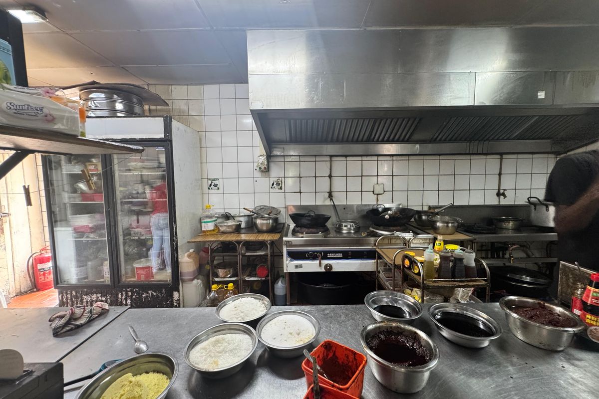 Prime Retail Shop For Let In Broadway. - Photo 2