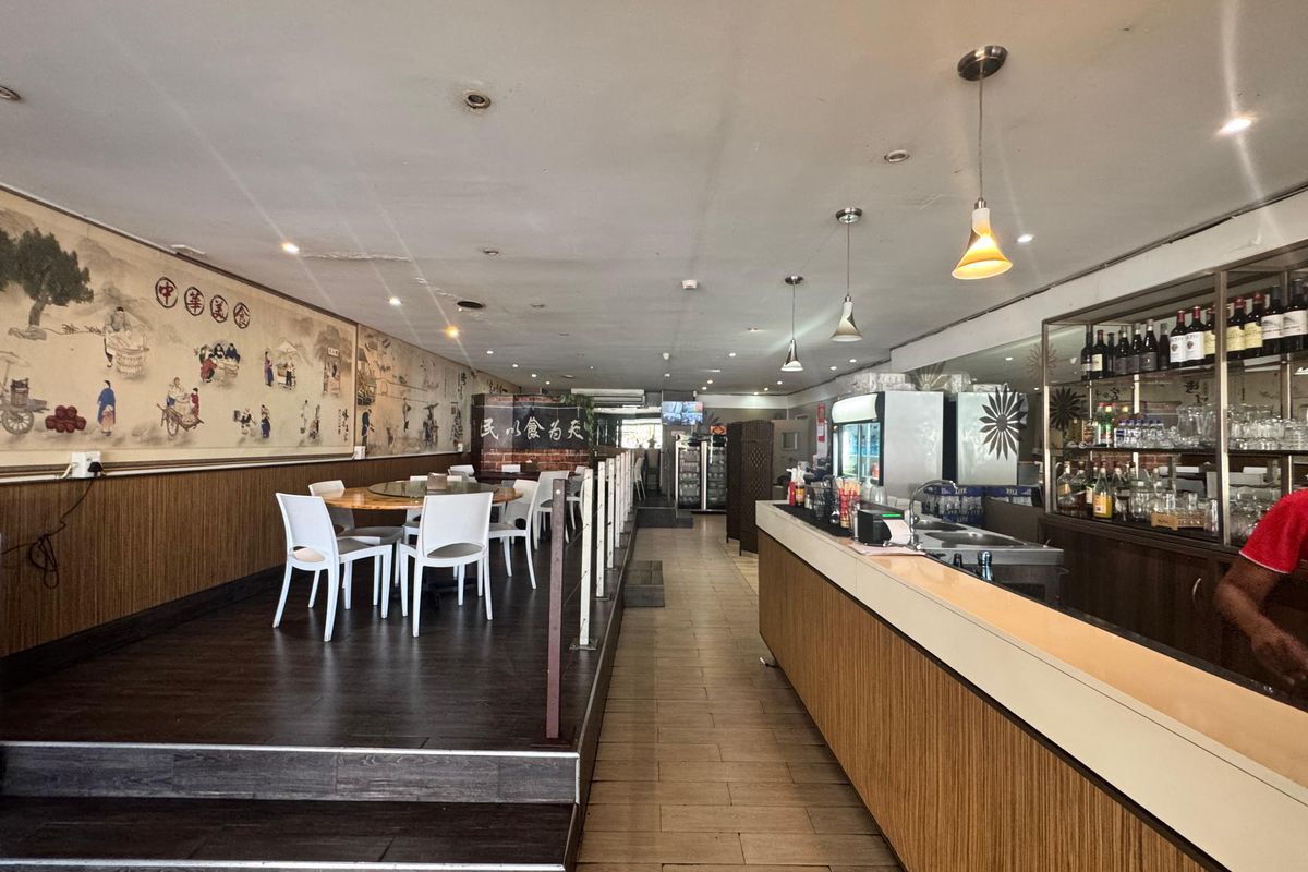 Prime Retail Shop For Let In Broadway. - Photo 3