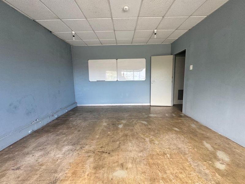 Office Space To Let In Broadway Durban North. - Photo 3