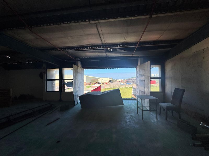 Warehouse To Let In Springfield Park. - Photo 7