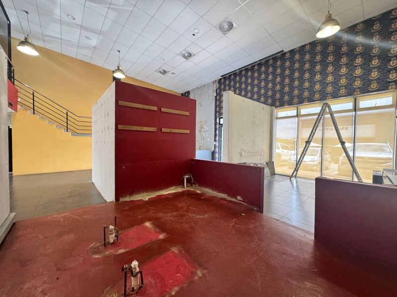 Showroom/ Retail To Let In Umhlanga. - Photo 4