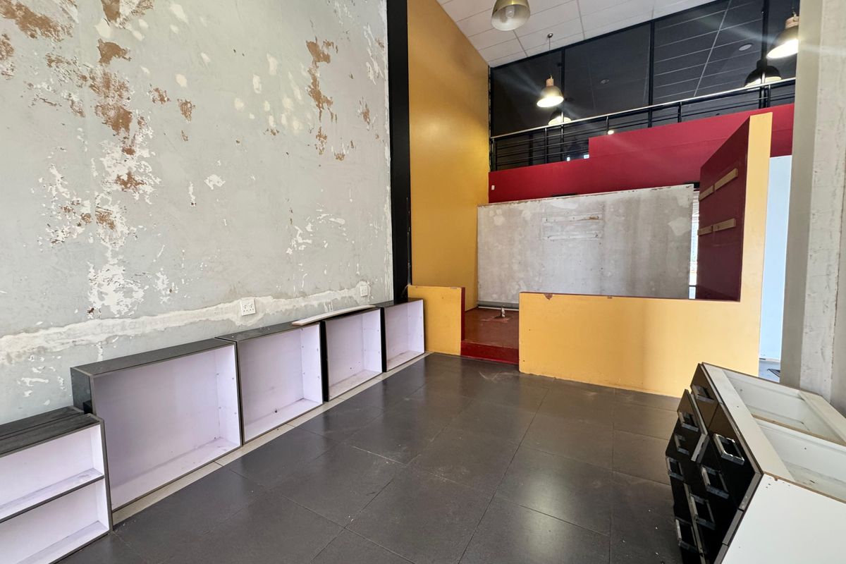 Showroom/ Retail To Let In Umhlanga. - Photo 3