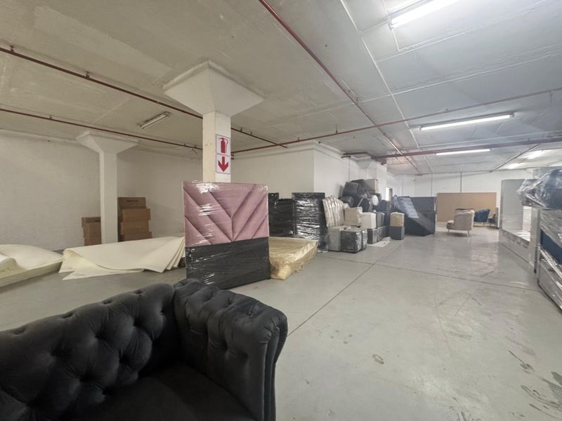 Warehouse To Let In Springfield Park. - Photo 9