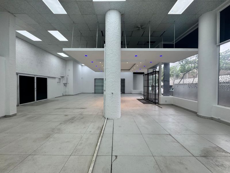 Prime Retail unit for Rent in Umhlanga Ridge. - Photo 2