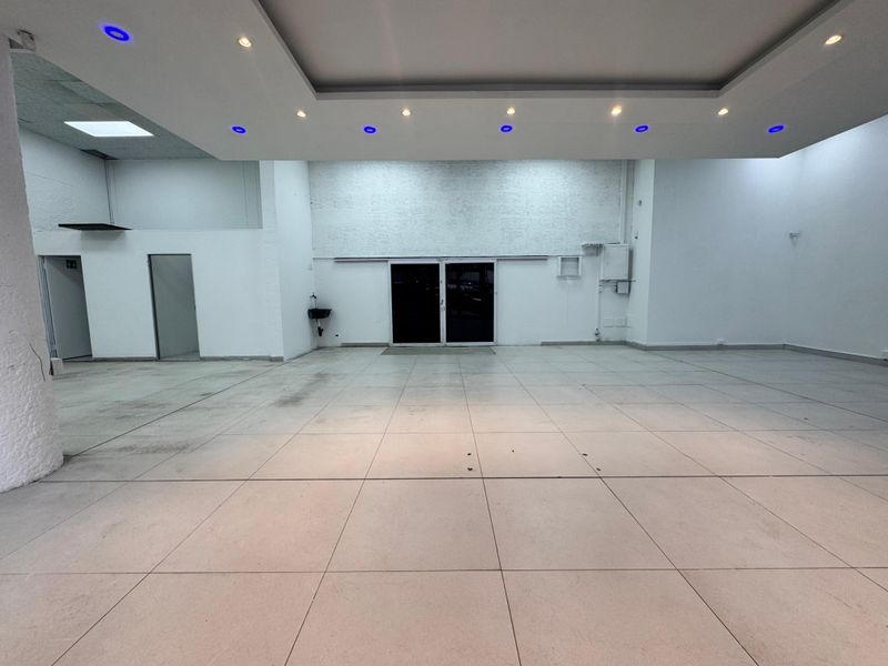 Prime Retail unit for Rent in Umhlanga Ridge. - Photo 5