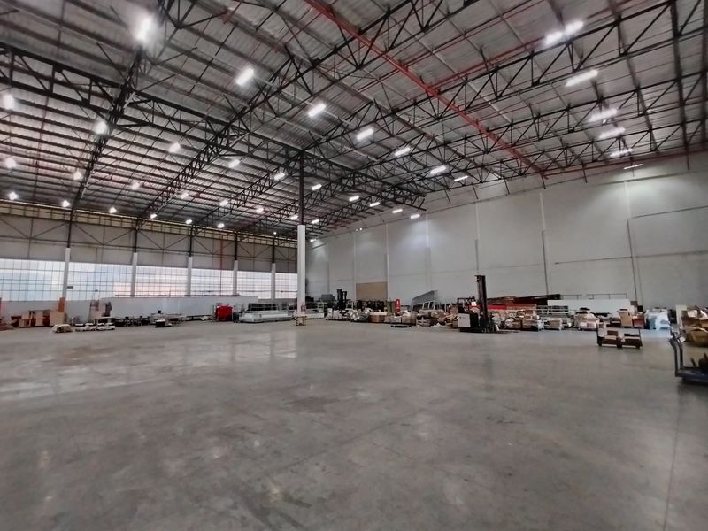 Turnkey Rental Unit with Heavy-Duty Access - Photo 6