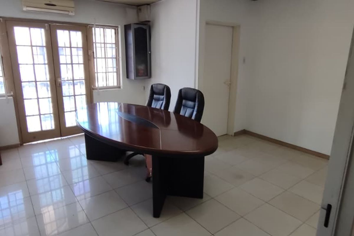 MINI FACTORY TO LET - PRIME GLEN ANIL LOCATION - Photo 3