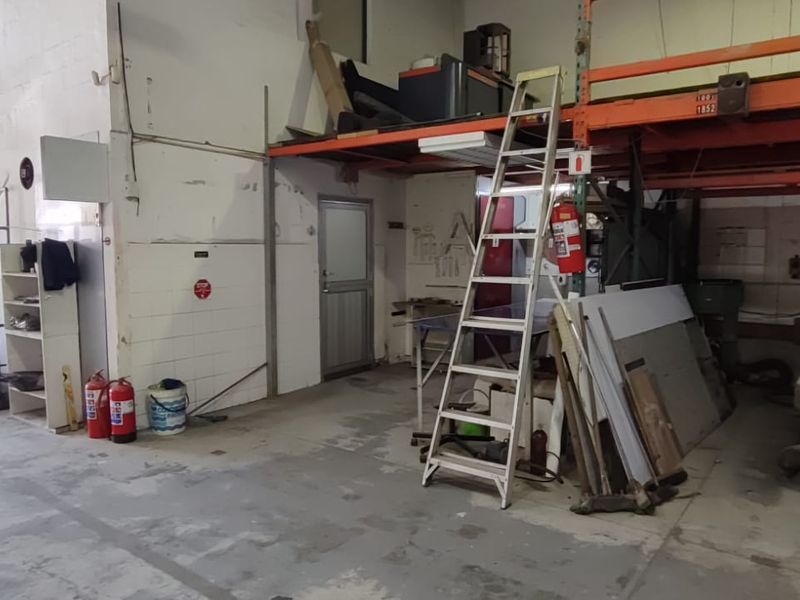 MINI FACTORY TO LET - PRIME GLEN ANIL LOCATION - Photo 6