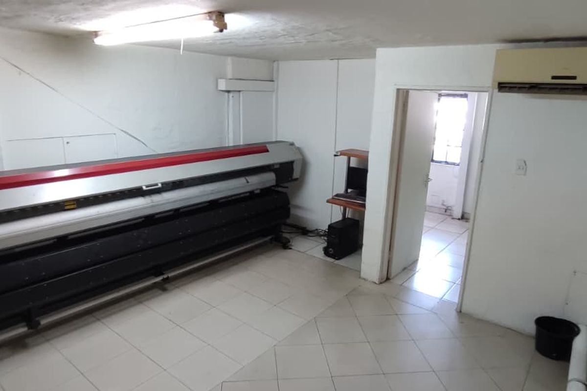 MINI FACTORY TO LET - PRIME GLEN ANIL LOCATION - Photo 5