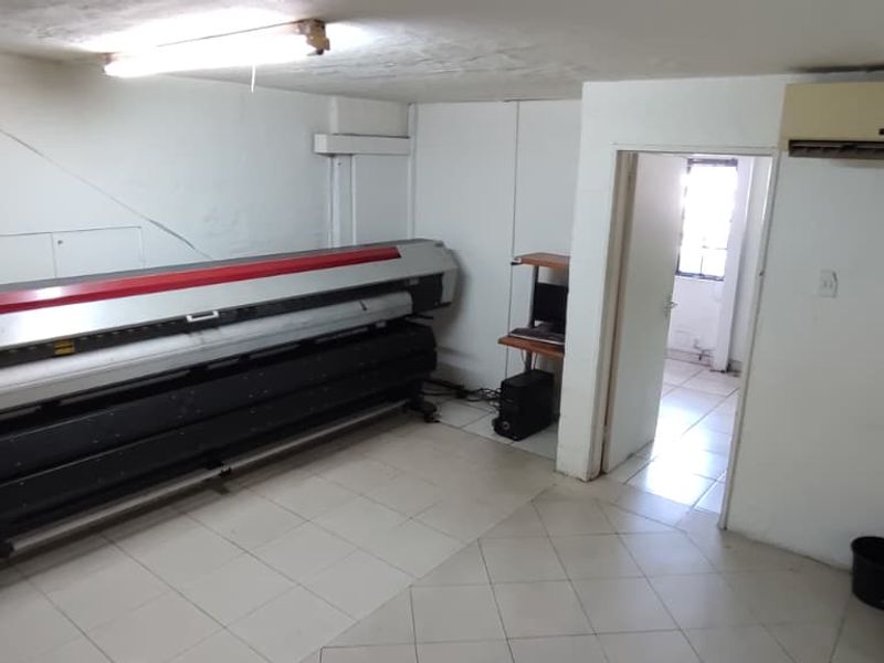 MINI FACTORY TO LET - PRIME GLEN ANIL LOCATION - Photo 5