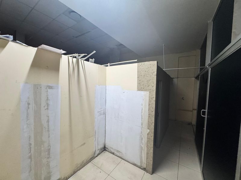 Exceptional Retail Opportunity In Sought-After Umhlanga Ridge. - Photo 10