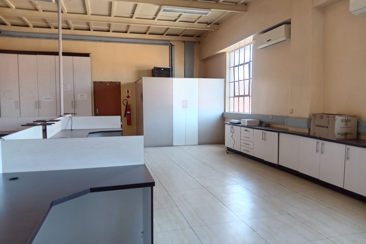 Versatile Double-Storey Office Space To Let in Riverview Park, Verulam - Photo 2