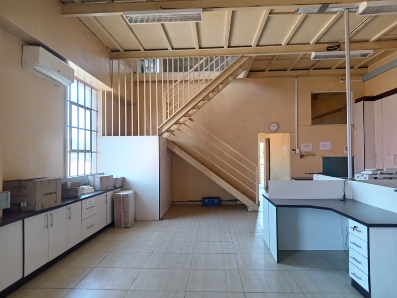 Versatile Double-Storey Office Space To Let in Riverview Park, Verulam - Photo 4